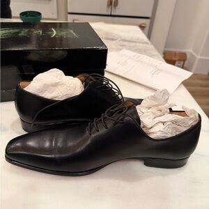 Magnanni Black Leather Dress Shoes